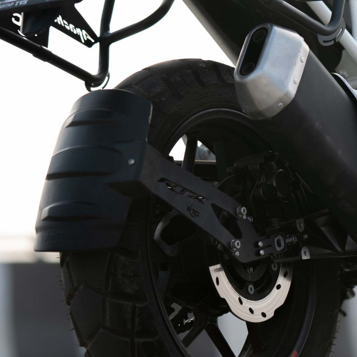 Tyre Hugger For Apache RTX 300
