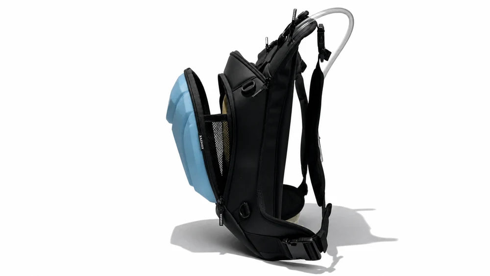 Flux 10L Backpack + 2L Hydration Bladder