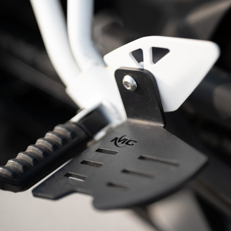 Double Footrest For Apache RTX 300